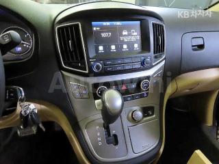 2020 HYUNDAI  GRAND STAREX 캠핑카 4 SEATS 4WD - 11