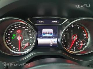 2018 MERCEDES BENZ GLA X156 GLA220 PREMIUM - 7