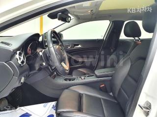 2018 MERCEDES BENZ GLA X156 GLA220 PREMIUM - 8