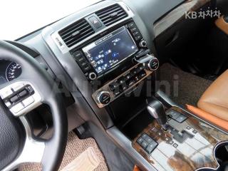 2017 KIA  MOHAVE BORREGO 4WD PRESIDENT 7 SEATS - 11