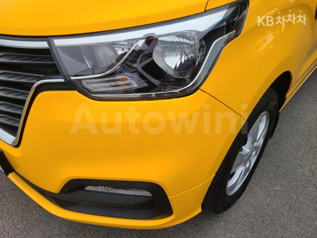 2019 HYUNDAI  GRAND STAREX LPI CHILD PROTECTIVE VEHICLE 12 SEATS - 7