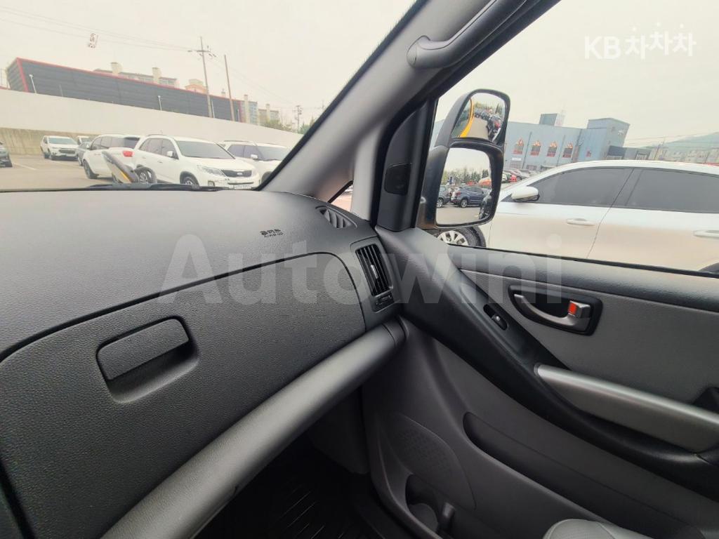 2019 HYUNDAI  GRAND STAREX LPI CHILD PROTECTIVE VEHICLE 12 SEATS - 25