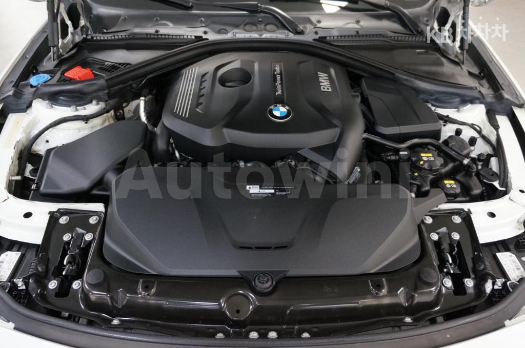 WBA8B9100JA826291 2018 BMW 3 SERIES 330I F30 쉐도우 EDITION-4