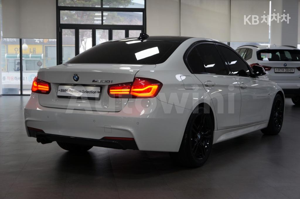 WBA8B9100JA826291 2018 BMW 3 SERIES 330I F30 쉐도우 EDITION-3