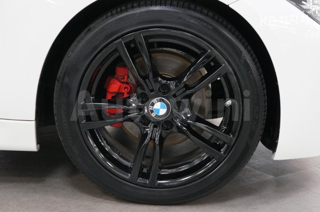WBA8B9100JA826291 2018 BMW 3 SERIES 330I F30 쉐도우 EDITION-5