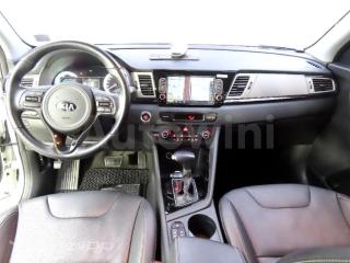 KNACB81CGHA002063 2017 KIA NIRO 1.6 PRESTIGE-4