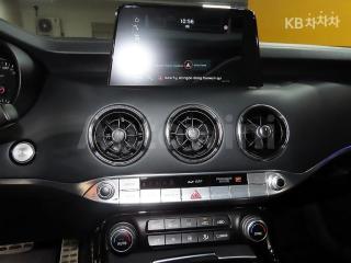 2019 KIA STINGER 3.3 TURBO 2WD GT - 11