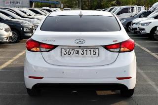 KMHDG41DBGU504541 2016 HYUNDAI  AVANTE ELANTRA 1.6 GDI SMART BASIC-5