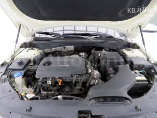 2016 KIA K5 2ND GEN OPTIMA 2.0 GASOLINE MX PRESTIGE - 18