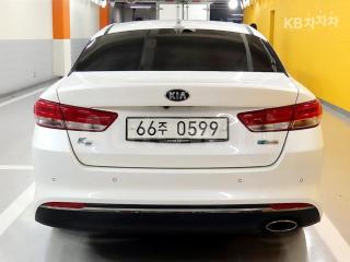 KNAGW415GGA046704 2016 KIA K5 2ND GEN OPTIMA 1.7 DIESEL MX NOBLESSE SPECIAL-2