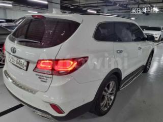 KMHSR81XDGU176124 2016 HYUNDAI  MAXCRUZ DIESEL(E-VGT)R2.2 4WD 파이니스트 EDITION 7 SEATS-3