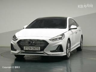 KMHE241AGJA354638 2018 HYUNDAI SONATA RISE 1.7 DIESEL STYLE-0