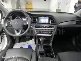 KMHE241AGJA354638 2018 HYUNDAI SONATA RISE 1.7 DIESEL STYLE-5