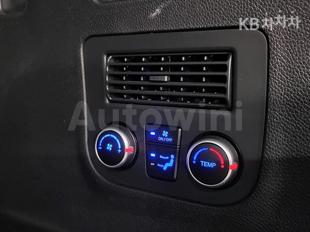 2018 HYUNDAI  MAXCRUZ DIESEL(E-VGT)R2.2 2WD 파이니스트 EDITION 6 SEATS - 24