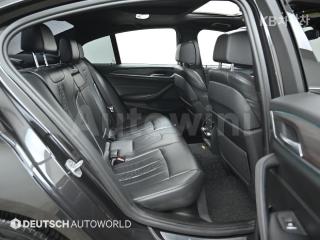 2017 BMW  5SERIES G30  530I M SPORT PLUS - 12