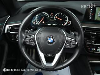 2017 BMW  5SERIES G30  530I M SPORT PLUS - 13