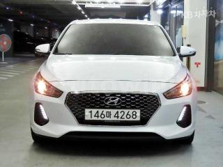 KMHH151AGJU055384 2018 HYUNDAI I30 PD ELANTRA GT 1.4 TURBO STYLE-1