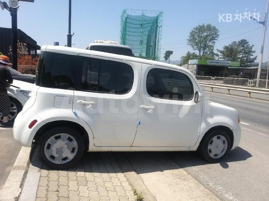 JN1AZ23E1DT015496 2013 NISSAN CUBE 1.8 SL CVT-4