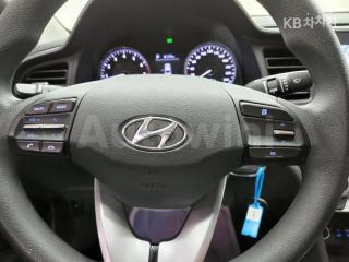 2019 HYUNDAI AVANTE AD ELANTRA 1.6 GDI STYLE - 10
