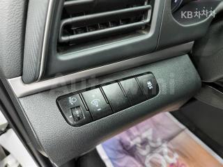 2019 HYUNDAI AVANTE AD ELANTRA 1.6 GDI STYLE - 16