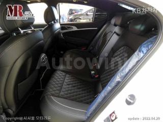 KMTG341ABLU069546 2020 GENESIS G70 2.0T SPORT PACKAGE-5
