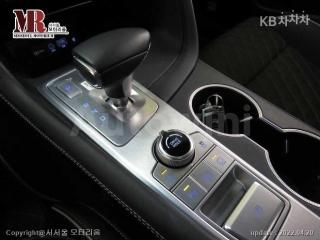 2020 GENESIS G70 2.0T SPORT PACKAGE - 11