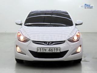 KMHDG41DBGU550208 2016 HYUNDAI  AVANTE ELANTRA 1.6 GDI SMART BASIC-2