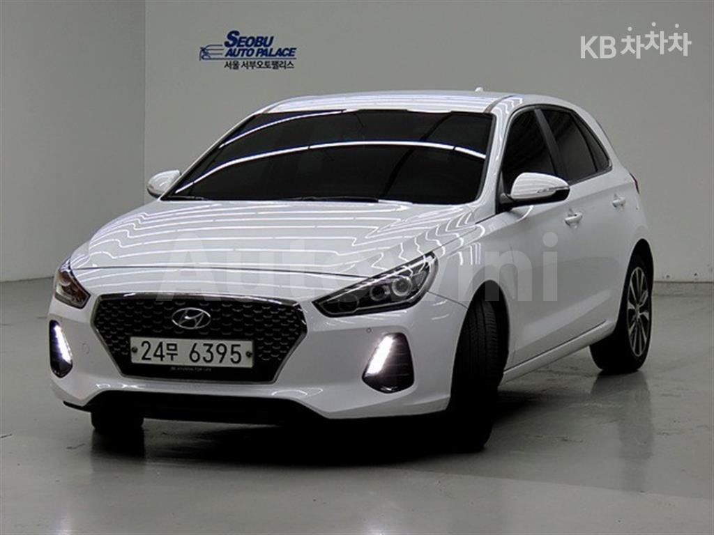 KMHH151AGJU071917 2018 HYUNDAI I30 PD ELANTRA GT 1.4 TURBO PREMIUM-0