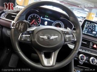 2020 GENESIS G70 2.0T AWD ELITE - 8