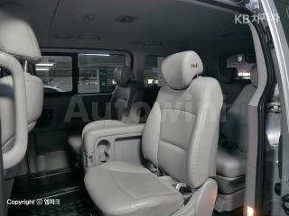 2019 HYUNDAI  GRAND STAREX 웨건 12 SEATS 4WD SMART - 11