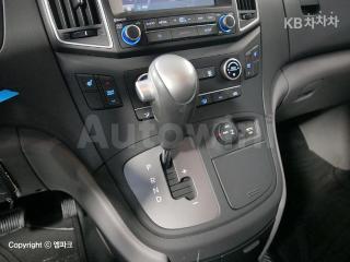 2019 HYUNDAI  GRAND STAREX 웨건 12 SEATS 4WD SMART - 16