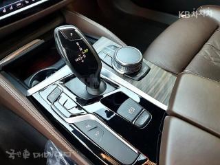 2017 BMW  5SERIES G30  530I XDRIVE M SPORT - 12