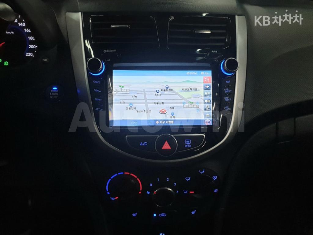 2019 HYUNDAI ACCENT  1.4 VVT MORDERN - 8