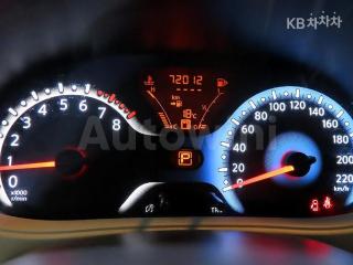 2011 NISSAN CUBE 1.8 SL CVT - 9