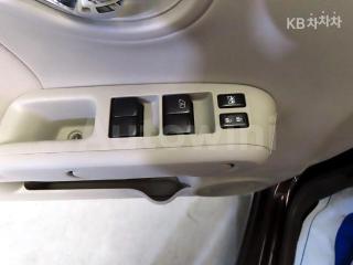 2011 NISSAN CUBE 1.8 SL CVT - 13