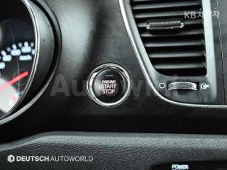 2019 KIA  CARNIVAL SEDONA 9 SEATS 2.2 DIESEL LUXURY - 18