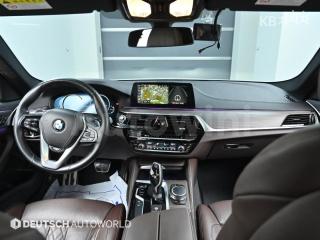 2017 BMW  5SERIES G30  530I M SPORT PLUS - 7