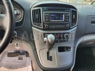 2017 HYUNDAI  GRAND STAREX VAN 5 SEATS MORDERN - 11