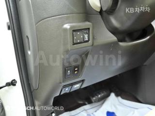 2012 NISSAN CUBE 1.8 S CVT - 17