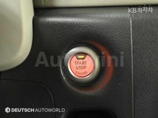 2012 NISSAN CUBE 1.8 S CVT - 18