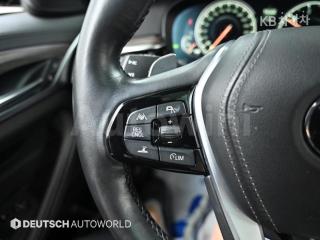2017 BMW  5SERIES G30  520D M SPORT PLUS - 17