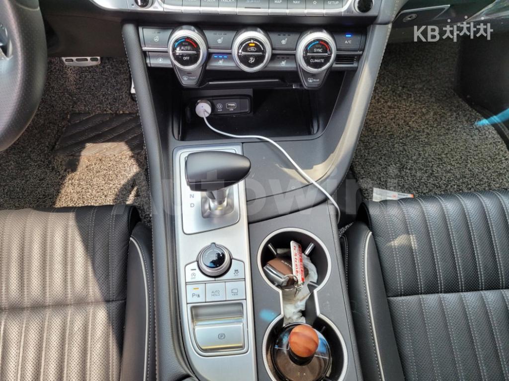 2020 GENESIS G70 2.0T SPORT PACKAGE - 16