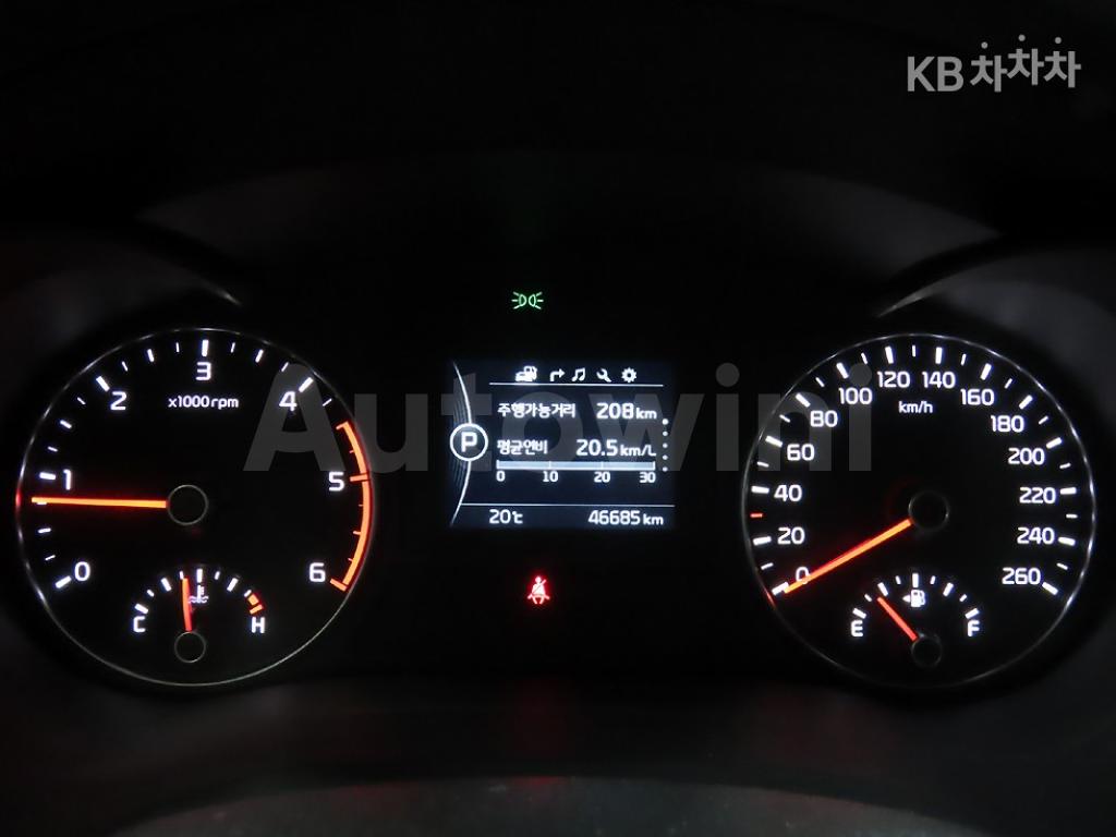 2018 KIA K5 2ND GEN OPTIMA 1.7 DIESEL MX PRESTIGE - 9