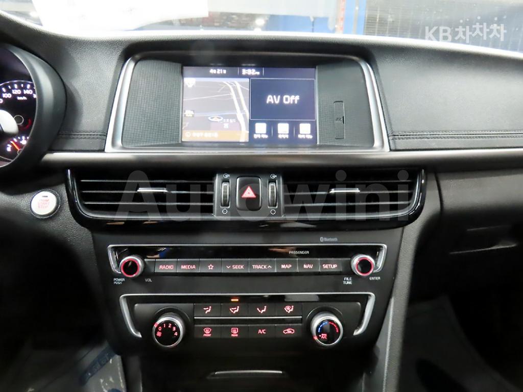 2018 KIA K5 2ND GEN OPTIMA 1.7 DIESEL MX PRESTIGE - 12