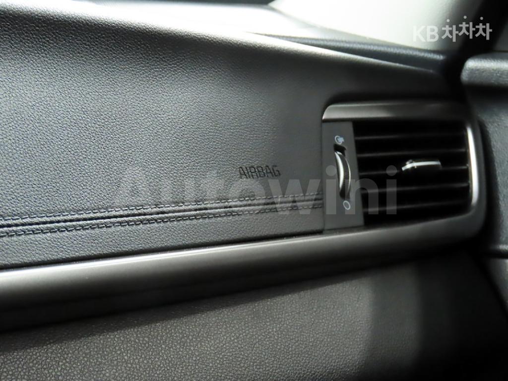 2018 KIA K5 2ND GEN OPTIMA 1.7 DIESEL MX PRESTIGE - 17