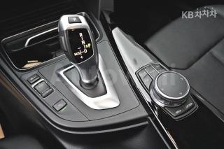 2018 BMW 3 SERIES 320D F30(12~) - 12