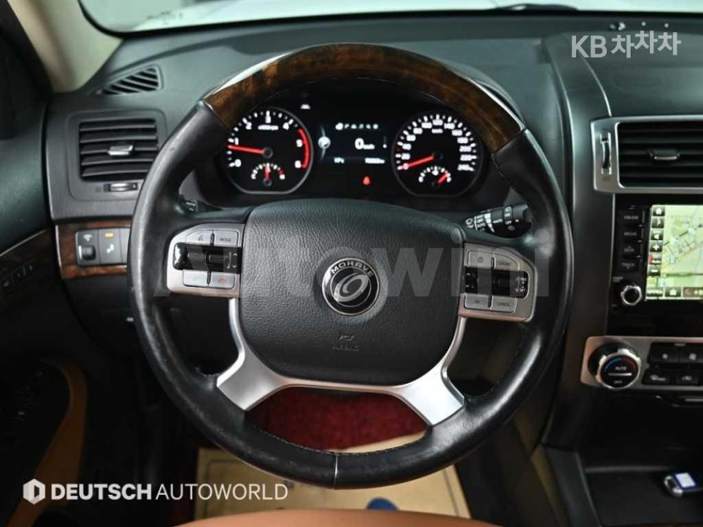 2017 KIA  MOHAVE BORREGO 4WD PRESIDENT 7 SEATS - 12