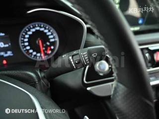 2020 GENESIS G70 2.0T ADVANCED - 18