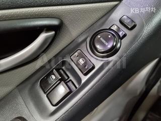 2014 HYUNDAI GRAND STAREX H-1 5 SEATS VAN CVX LUXURY - 13