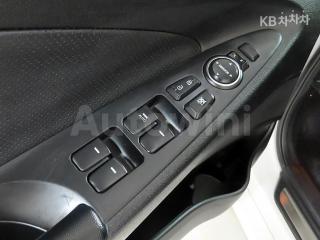 2011 HYUNDAI YF SONATA Y20 TOP 와인SPECIAL - 12